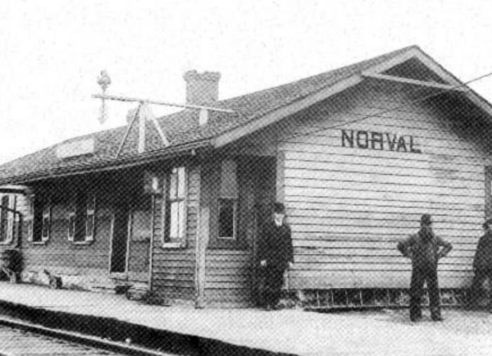 Norval. Train station 1900